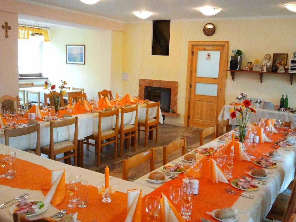 Penzion Pod Barancom Žiar المظهر الخارجي الصورة